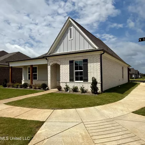 587 Sunflower St, Nesbit, MS 38651 photo 3