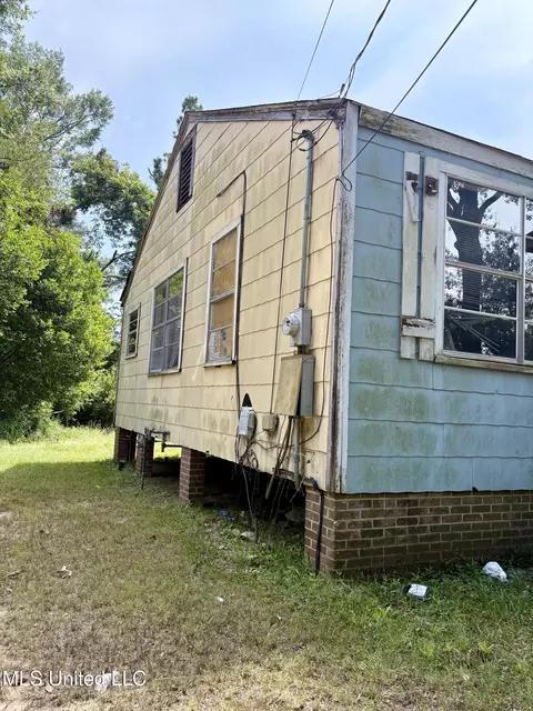 506 E 1st St, Natchez, MS 39120 photo 2