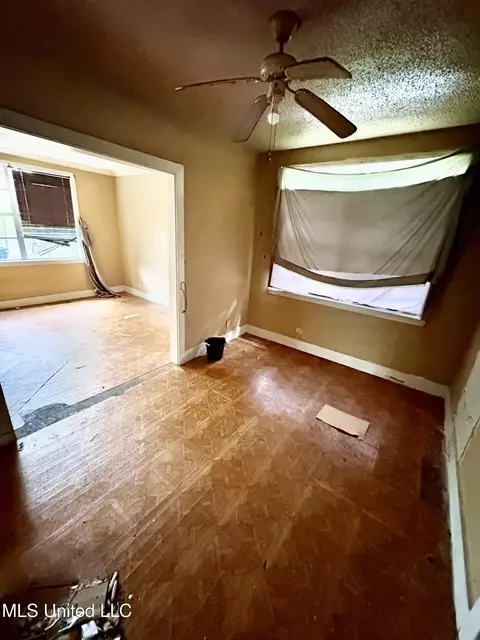 506 E 1st St, Natchez, MS 39120 photo 6