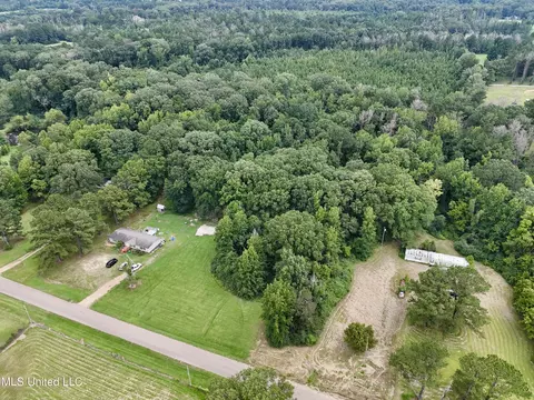 0001 Hickory Ln, Terry, MS 39170