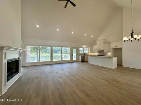 414 Audubon Woods, Canton, MS 39046 photo 3
