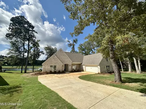 414 Audubon Woods, Canton, MS 39046 photo 9