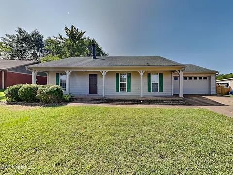10475 Courtney Cv, Olive Branch, MS 38654