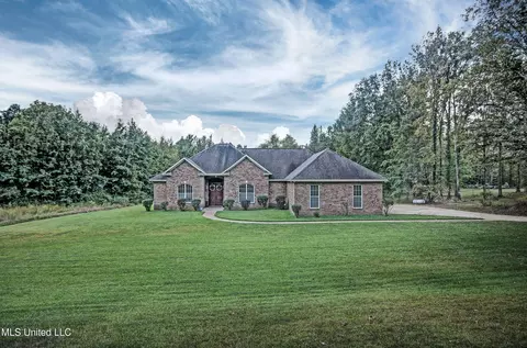 1875 Moses Rd, Raymond, MS 39154 photo 1