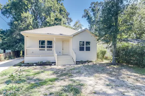 1021 27th St, Gulfport, MS 39501
