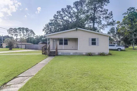 3908 Belmede Dr, Gulfport, MS 39507