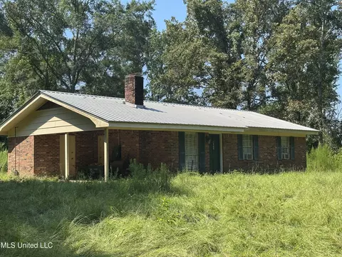 273 White Oak Dr, Raleigh, MS 39153