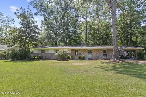 2249 E Northside Dr, Jackson, MS 39211