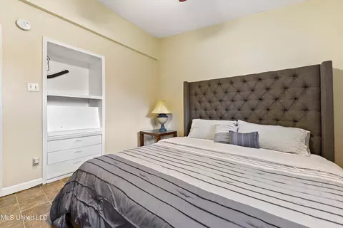 Bedroom - 207 Mccaughan Ave, Long Beach, MS 39560 photo 2 of 6