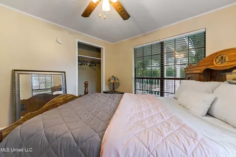 Bedroom - 207 Mccaughan Ave, Long Beach, MS 39560 photo 4 of 6