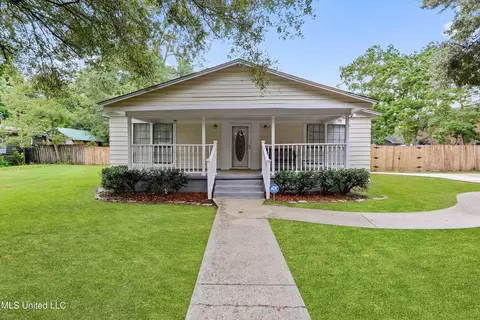 207 Mccaughan Ave, Long Beach, MS 39560
