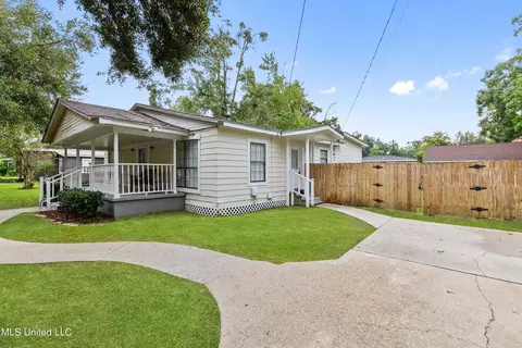 Exterior - 207 Mccaughan Ave, Long Beach, MS 39560 photo 1 of 2