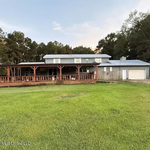 Exterior - 4036 Monticello Rd, Wesson, MS 39191 photo 6 of 7