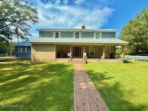 4036 Monticello Rd, Wesson, MS 39191