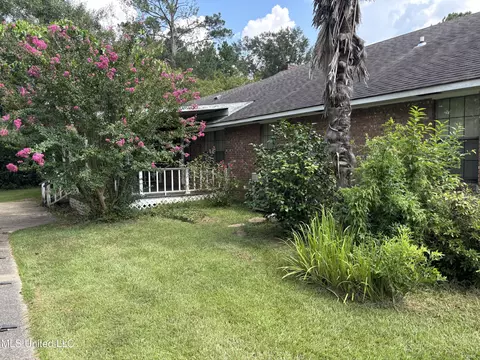Exterior - 502 Urban Ln, Brookhaven, MS 39601 photo 4 of 4