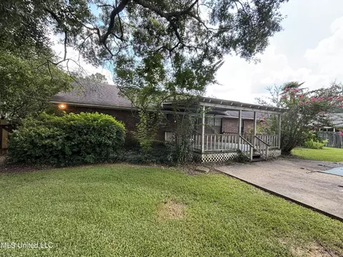 Exterior - 502 Urban Ln, Brookhaven, MS 39601 photo 1 of 4