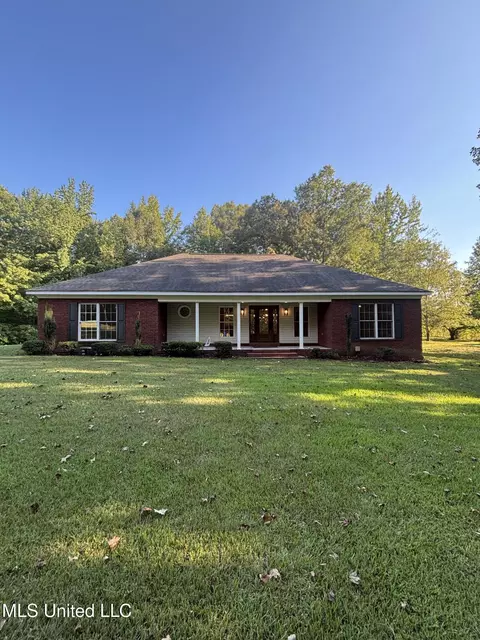 283 Aaron Rd, Sarah, MS 38665