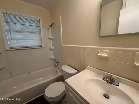 3158 Peterson Dr, Jackson, MS 39212 photo 10