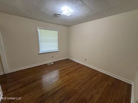 3158 Peterson Dr, Jackson, MS 39212 photo 7