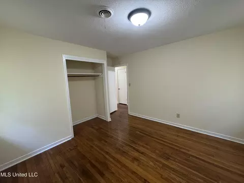 3158 Peterson Dr, Jackson, MS 39212 photo 11