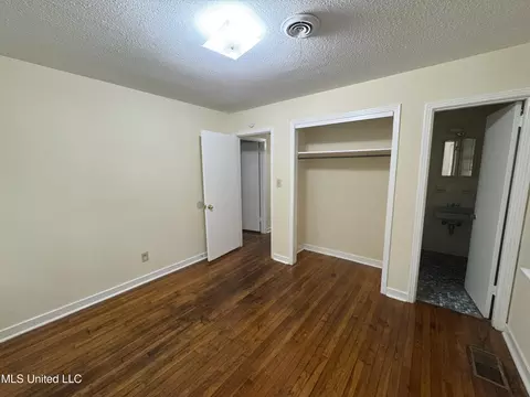 3158 Peterson Dr, Jackson, MS 39212 photo 13