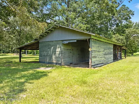 Exterior - 1097 Van Norman Curv, Mccomb, MS 39648 photo 12 of 18