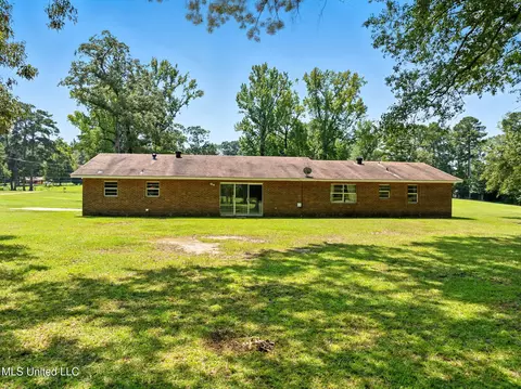 Exterior - 1097 Van Norman Curv, Mccomb, MS 39648 photo 14 of 18