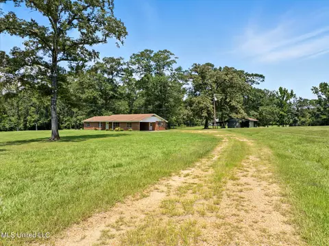 Exterior - 1097 Van Norman Curv, Mccomb, MS 39648 photo 9 of 18