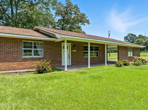 Exterior - 1097 Van Norman Curv, Mccomb, MS 39648 photo 2 of 18