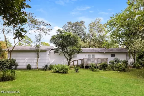 Exterior - 811 Fairfax Cir, Jackson, MS 39211 photo 1 of 1