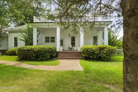 Exterior - 818 Cannon Ave, Bentonia, MS 39040 photo 10 of 34