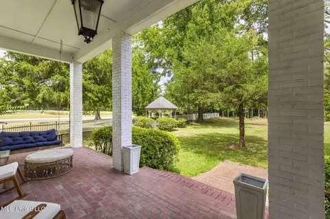 Exterior - 818 Cannon Ave, Bentonia, MS 39040 photo 15 of 34