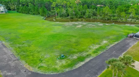 Ascot Drive, Biloxi, MS 39532 photo 8
