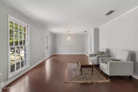Living - 5359 Reddoch Dr, Jackson, MS 39211 photo 1 of 6
