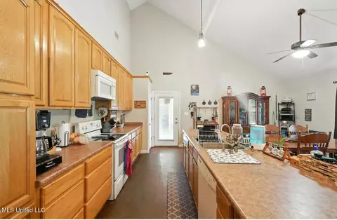 Kitchen - 243 Mcsween Rd, Picayune, MS 39466 photo 2 of 2
