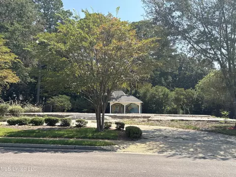 202 Keystone Pl, Brandon, MS 39042