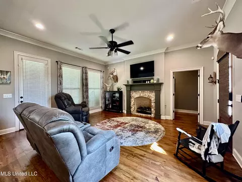 545 Willow Valley Cir, Brandon, MS 39047 photo 9