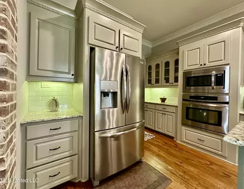 545 Willow Valley Cir, Brandon, MS 39047 photo 18
