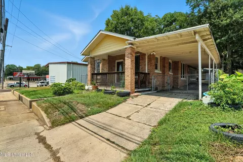 1120 Delaware Ave, Mccomb, MS 39648