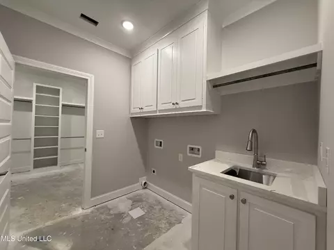 Other - 213 Wethersfield Dr, Florence, MS 39073 photo 3 of 4