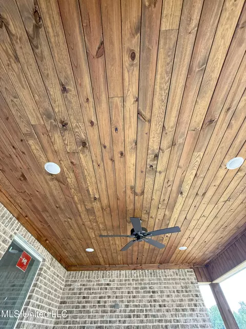 Exterior - 213 Wethersfield Dr, Florence, MS 39073 photo 2 of 2