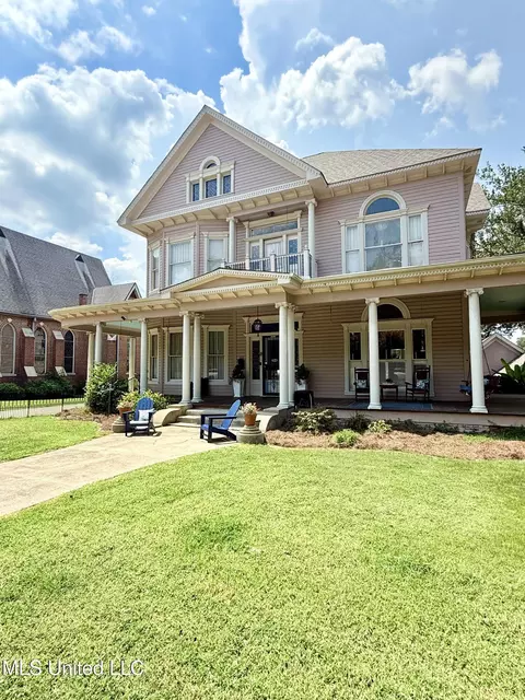 Exterior - 433 S Main St, Grenada, MS 38901 photo 19 of 20