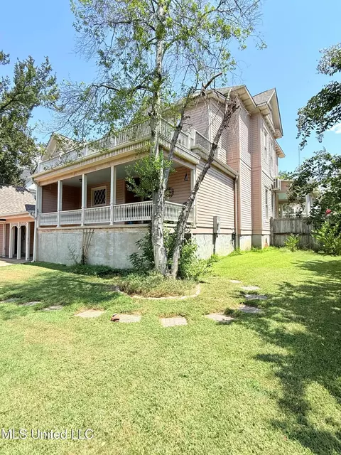 Exterior - 433 S Main St, Grenada, MS 38901 photo 17 of 20