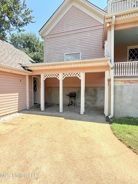 Exterior - 433 S Main St, Grenada, MS 38901 photo 16 of 20