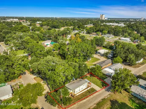 View/Area - 512 Peyton Dr, Biloxi, MS 39530 photo 2 of 5