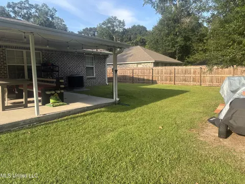 Exterior - 820 Mitchell St, Picayune, MS 39466 photo 11 of 12