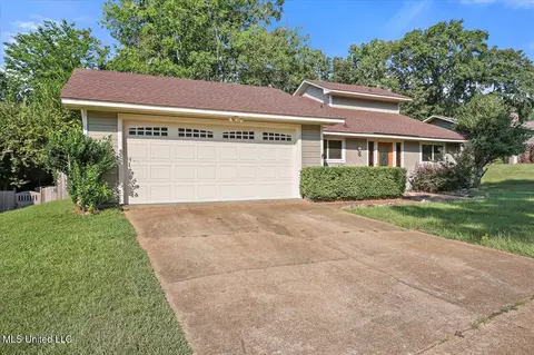 249 Lancaster Ct, Brandon, MS 39047
