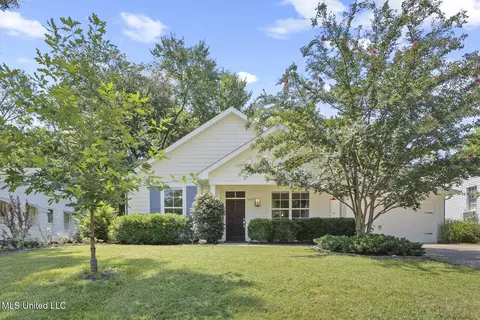 547 Broadway Ave, Jackson, MS 39216 photo 2