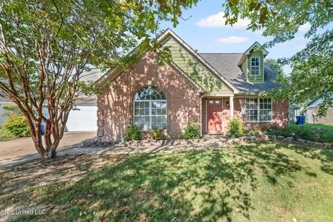 7339 Jennifer Dr, Horn Lake, MS 38637