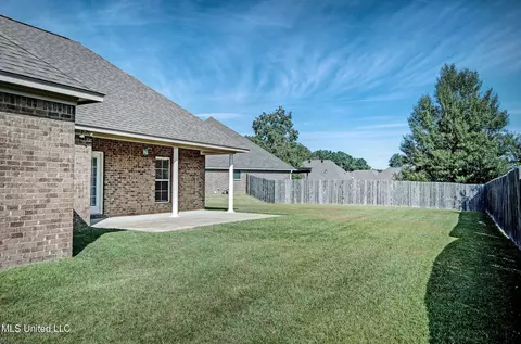 Exterior - 113 Windy Holw, Madison, MS 39110 photo 2 of 5